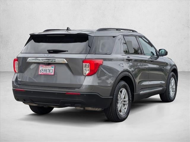 2022 Ford Explorer XLT photo 4