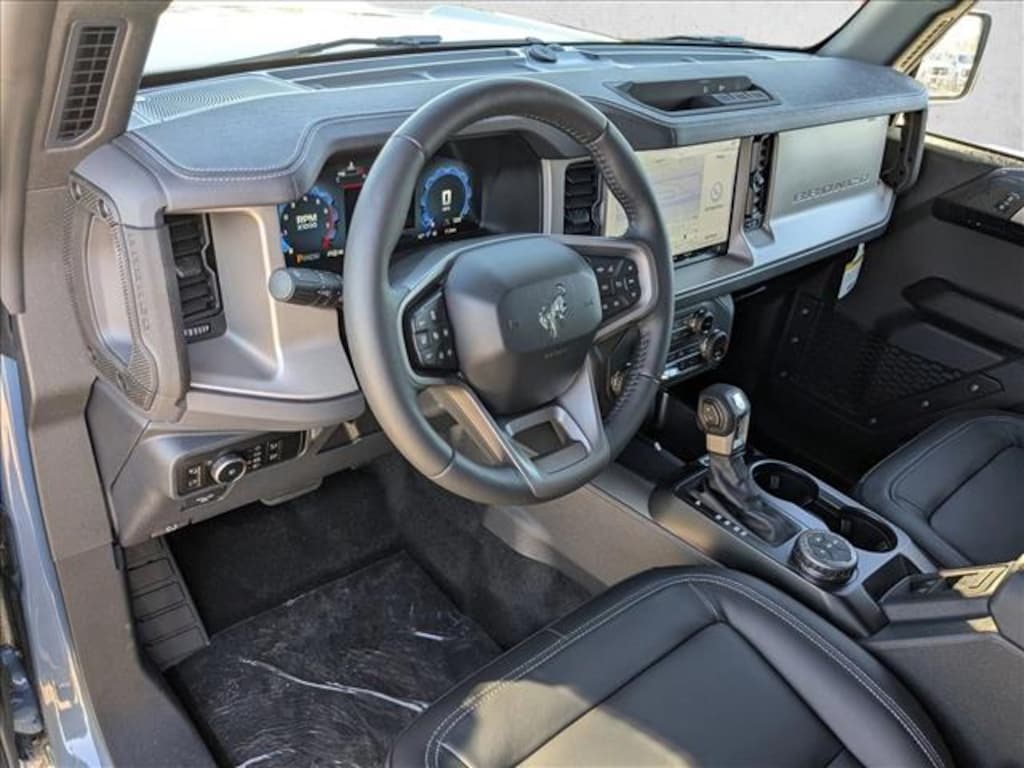 New 2025 Ford Bronco Outer Banks SUV