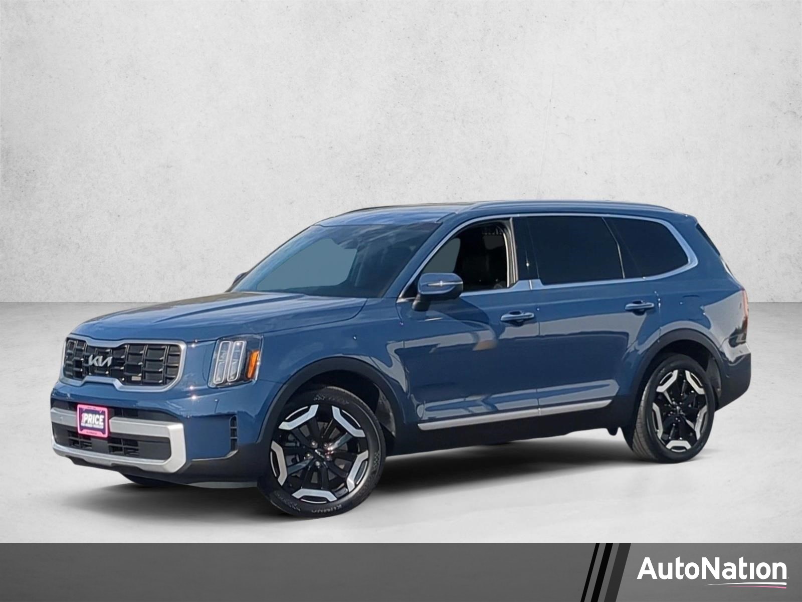 Used 2025 Kia Telluride S SUV