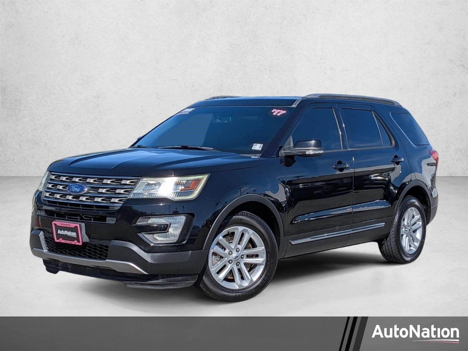 2017 Ford Explorer XLT FWD's photo