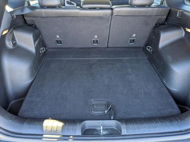 2019 Jeep Cherokee Latitude Plus photo 6