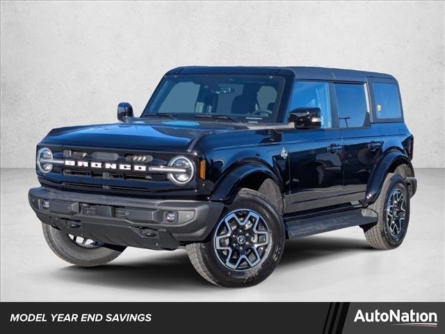 2025 Ford Bronco 4-Door Outer Banks's photo