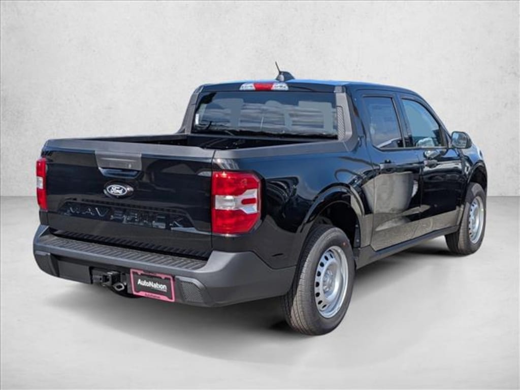New 2025 Ford Maverick XL Truck SuperCrew