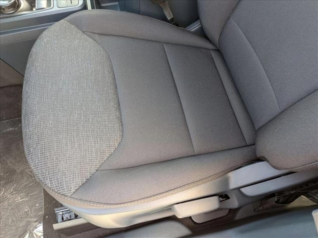 New 2025 Ford Maverick XL Truck SuperCrew