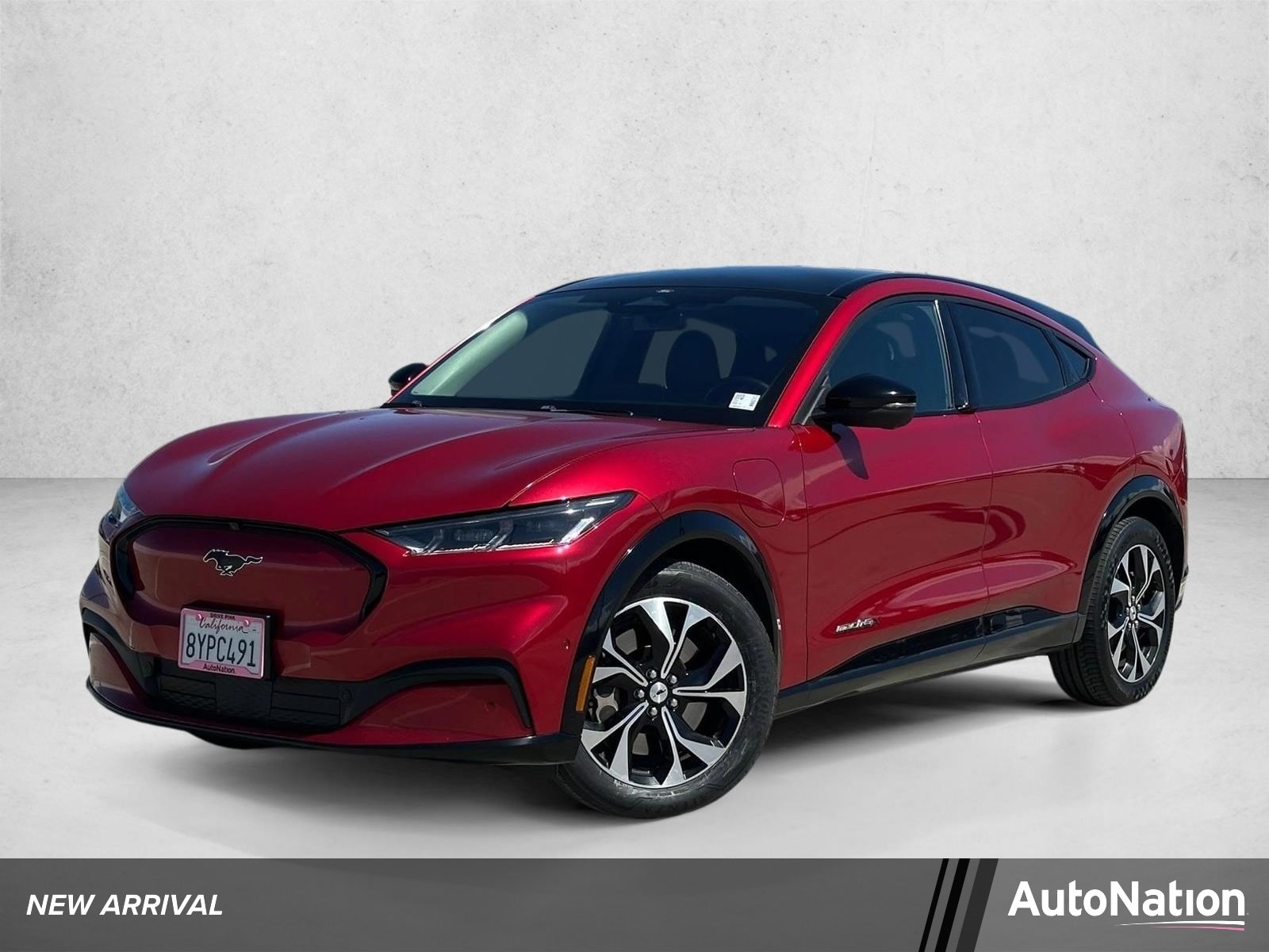 2021 Ford Mustang-Mach-e Premium's photo