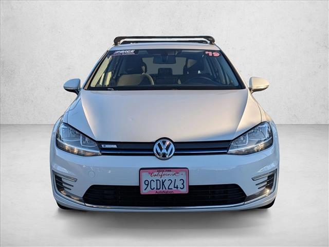 Used 2019 Volkswagen e-Golf e-Golf SE with VIN WVWKR7AU9KW911095 for sale in Torrance, CA