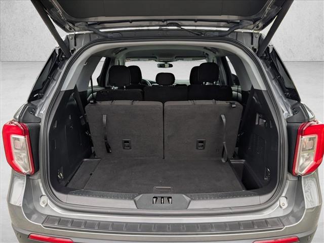 2022 Ford Explorer XLT photo 5