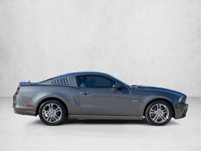 2013 Ford Mustang GT photo 4