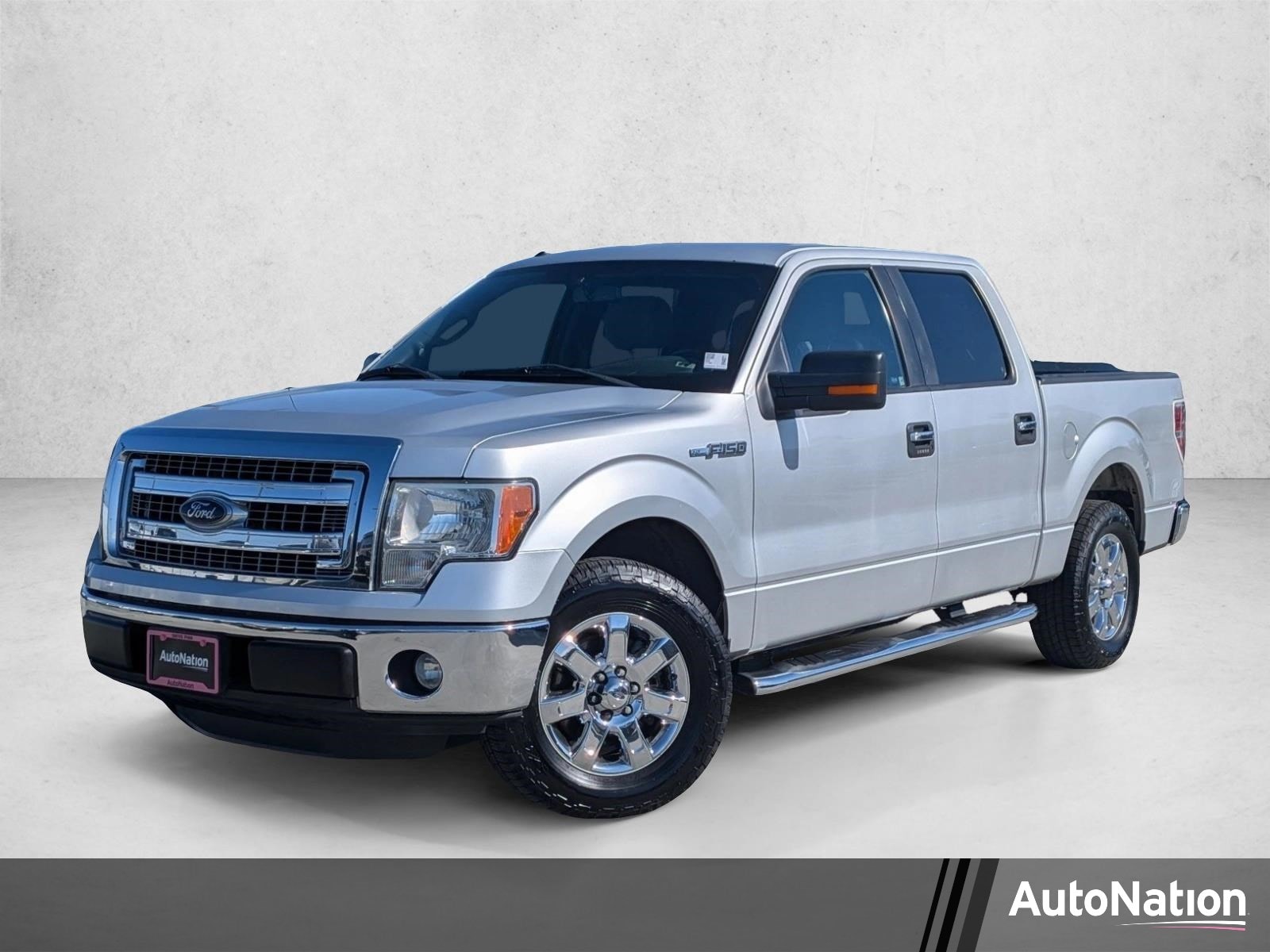 2014 Ford F-150 XLT SuperCrew 145-in's photo