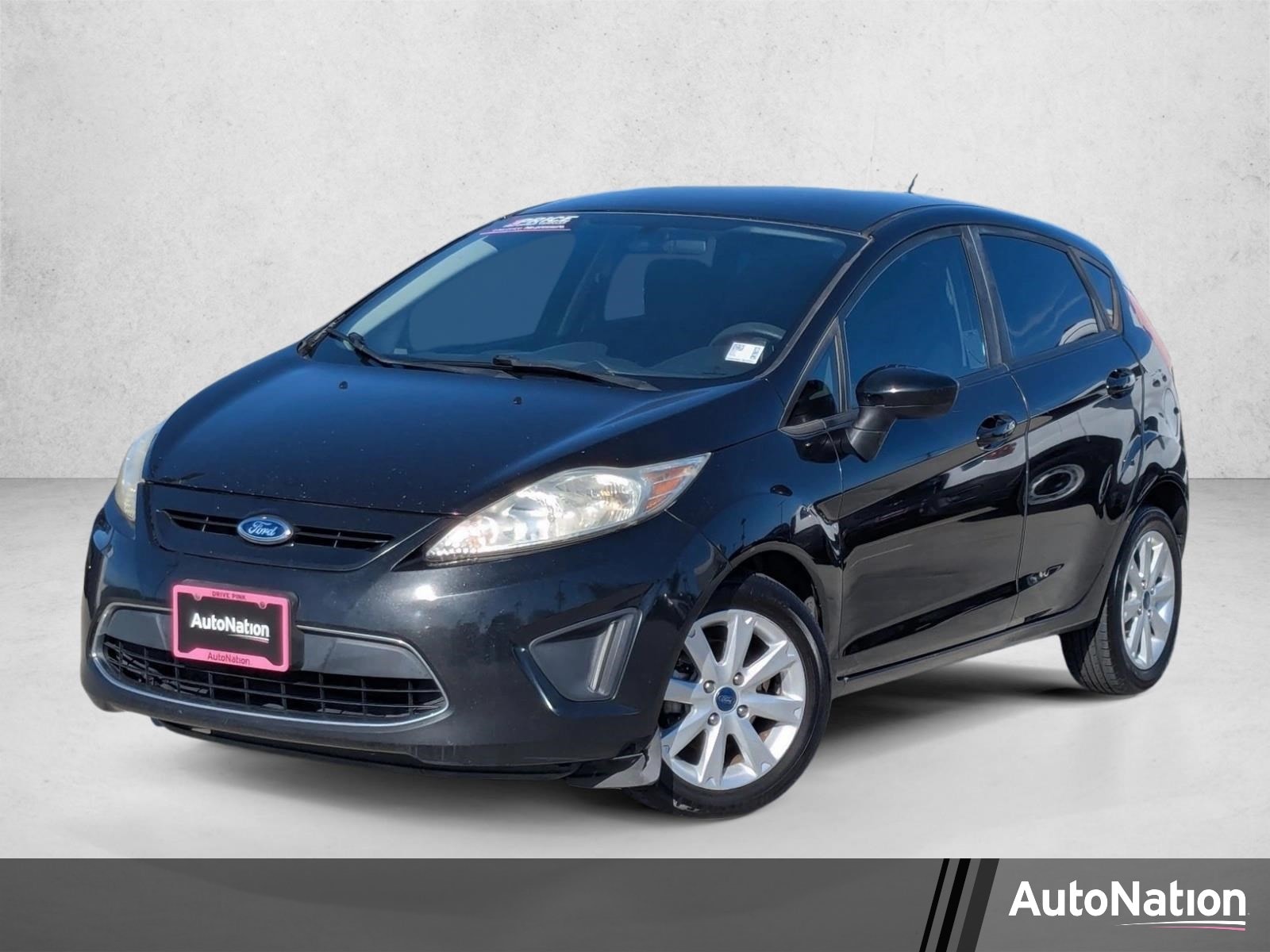 2012 Ford Fiesta SE Hatch's photo