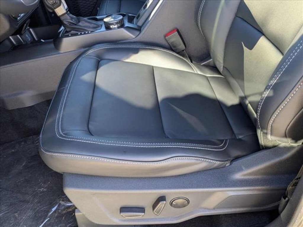 New 2025 Ford Bronco Outer Banks SUV