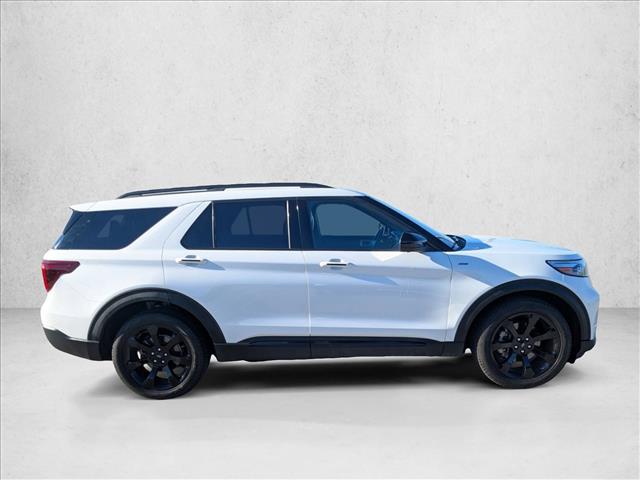 2023 Ford Explorer ST-Line photo 3
