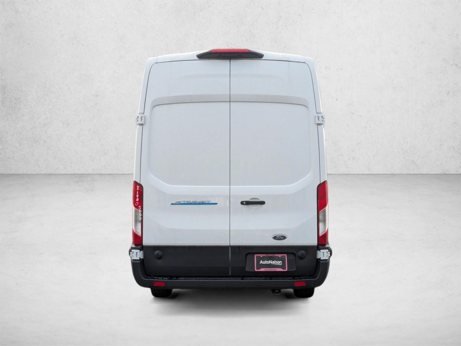 2025 Ford E-Transit Cargo Van Base - Photo 8