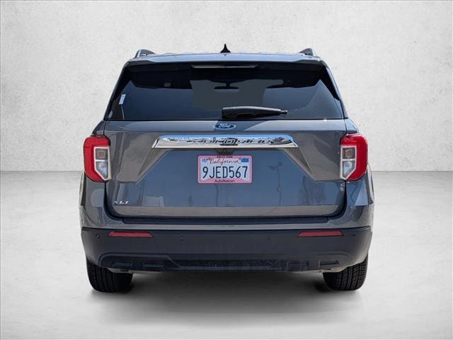 2023 Ford Explorer XLT photo 6