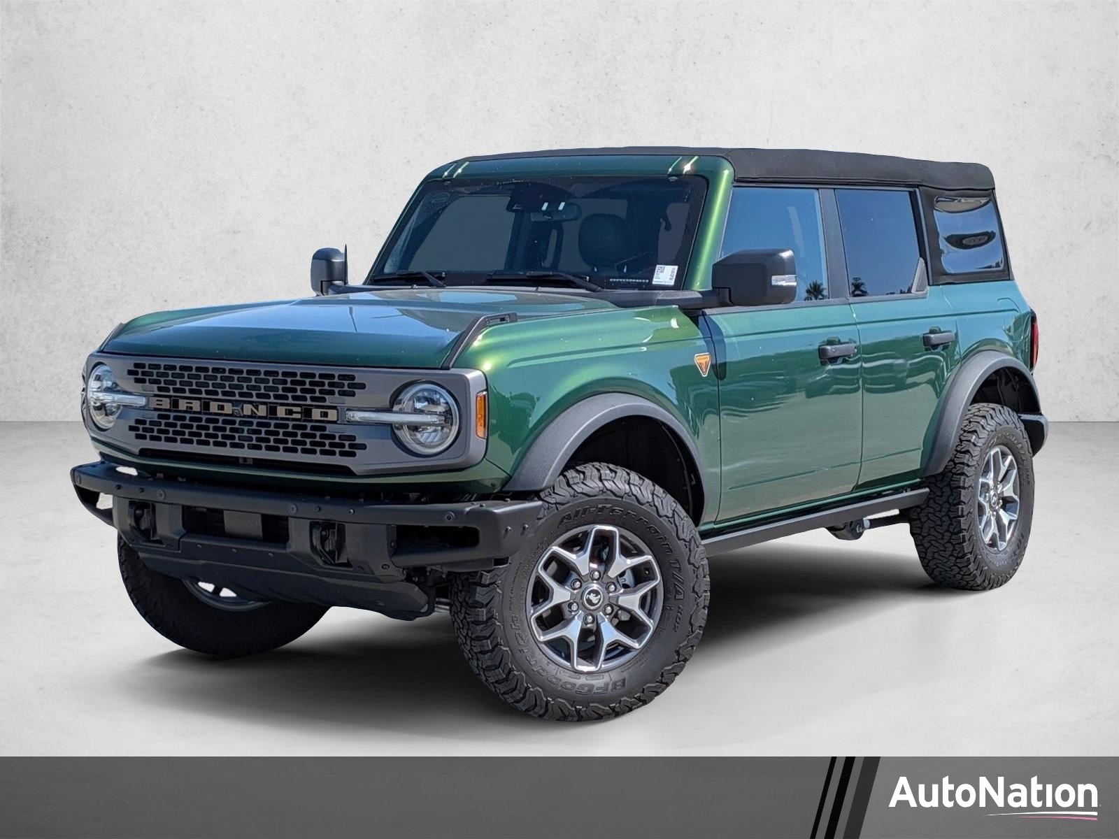 2024 Ford Bronco Badlands 4x4's photo