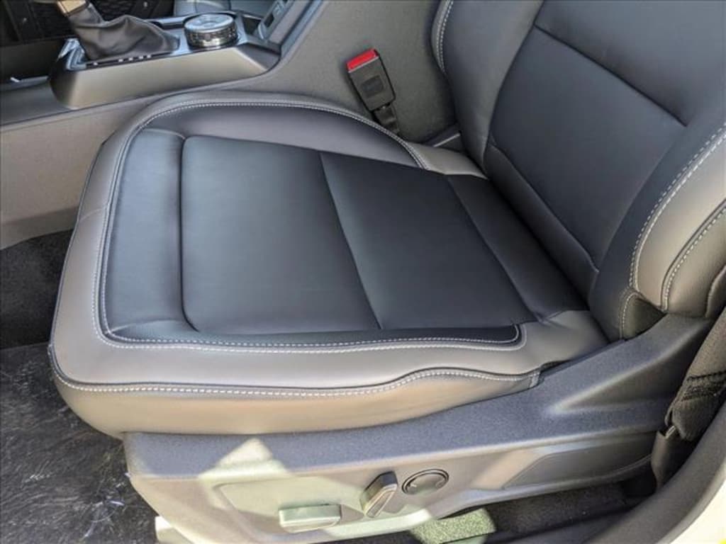 New 2025 Ford Bronco Outer Banks SUV