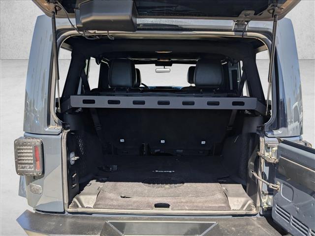 2016 Jeep Wrangler JK Unlimited Rubicon photo 5