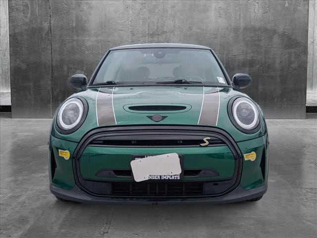 Used 2022 MINI Hardtop 2 Door SE with VIN WMW13DJ07N2S27308 for sale in Torrance, CA