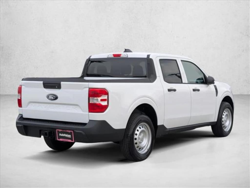 New 2025 Ford Maverick XL Truck SuperCrew