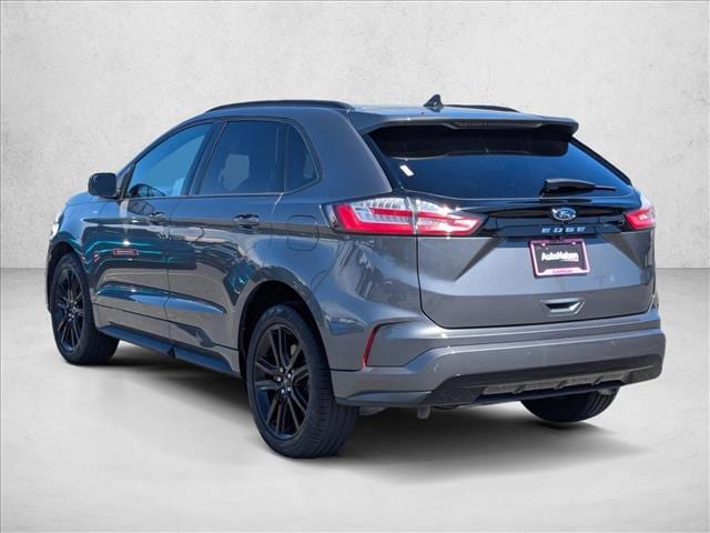 2022 Ford Edge ST-Line photo 3