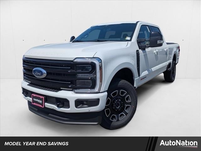 2025 Ford F-250 Super Duty Platinum's photo