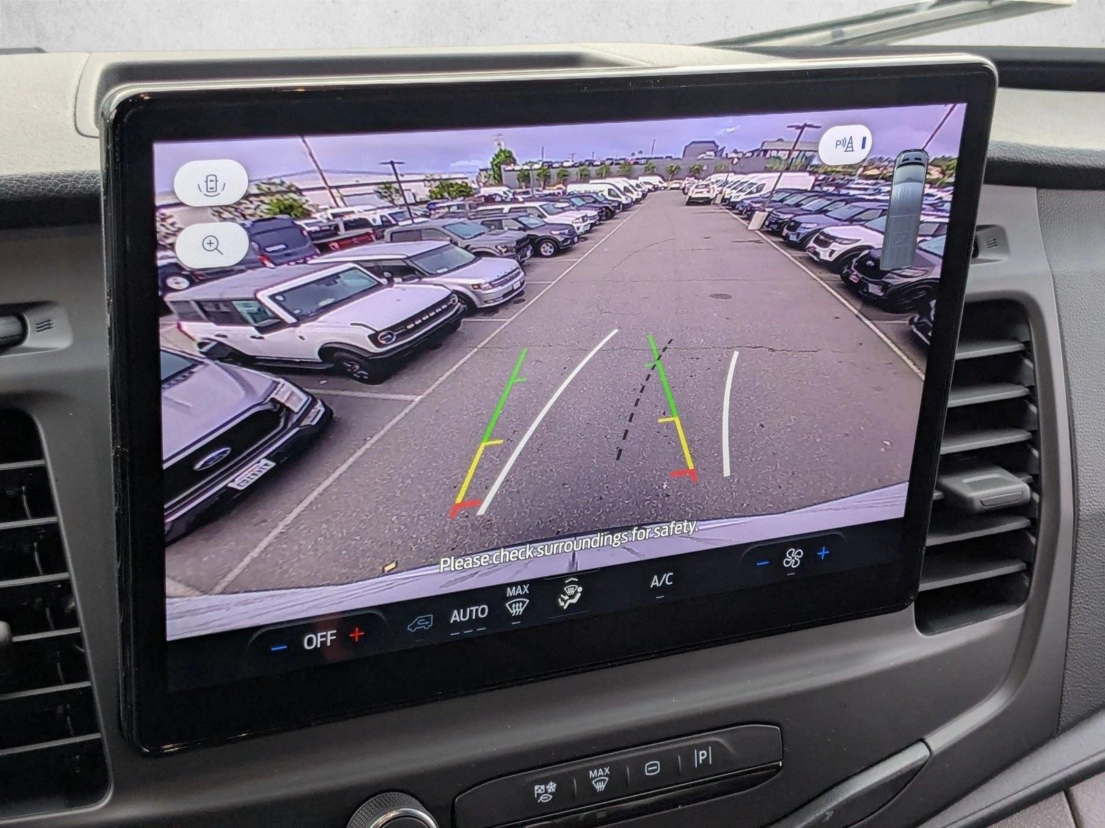 2025 Ford E-Transit Cargo Van Base - Photo 14