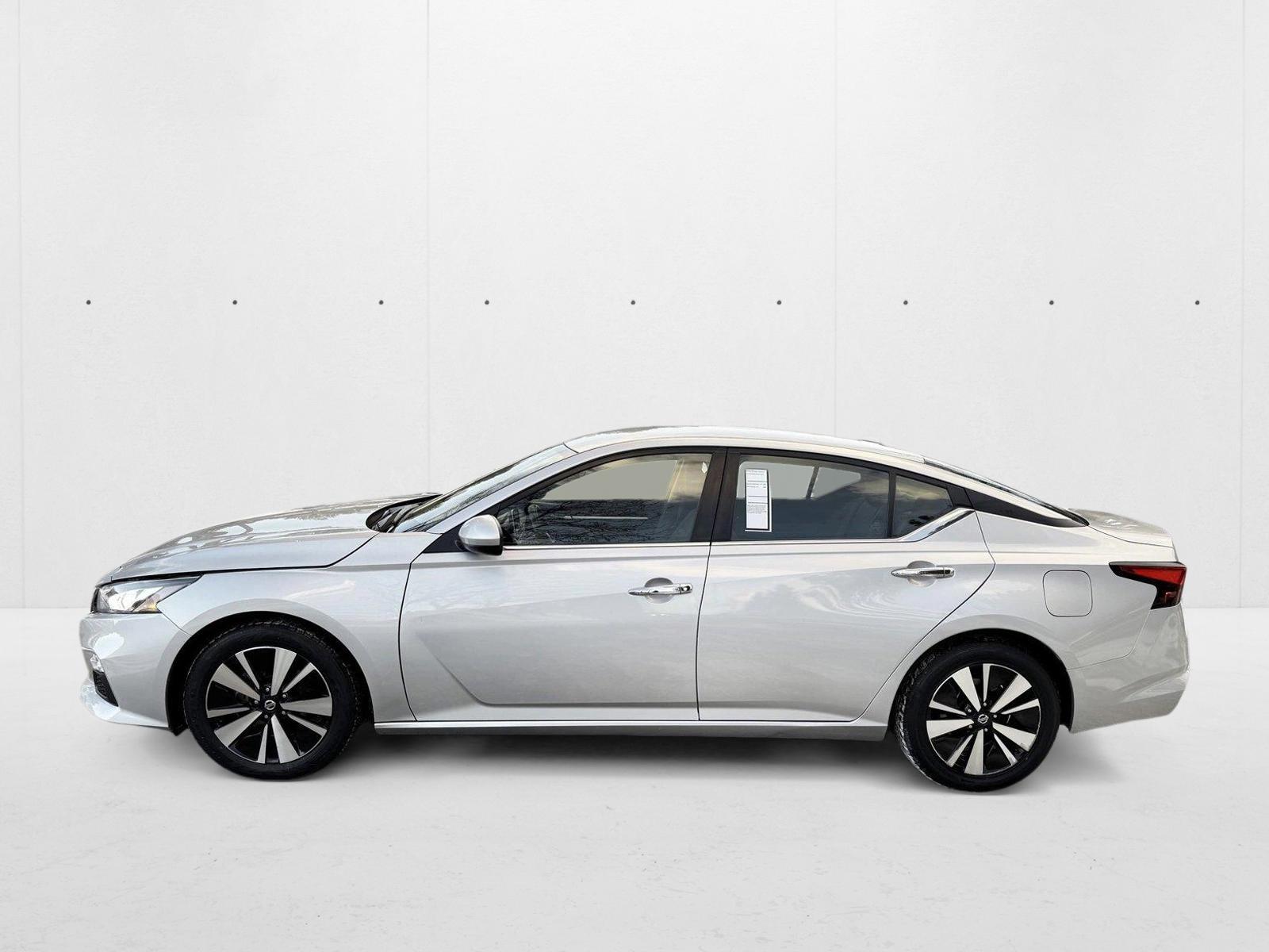 2022 Nissan Altima 2.5 SV photo 4