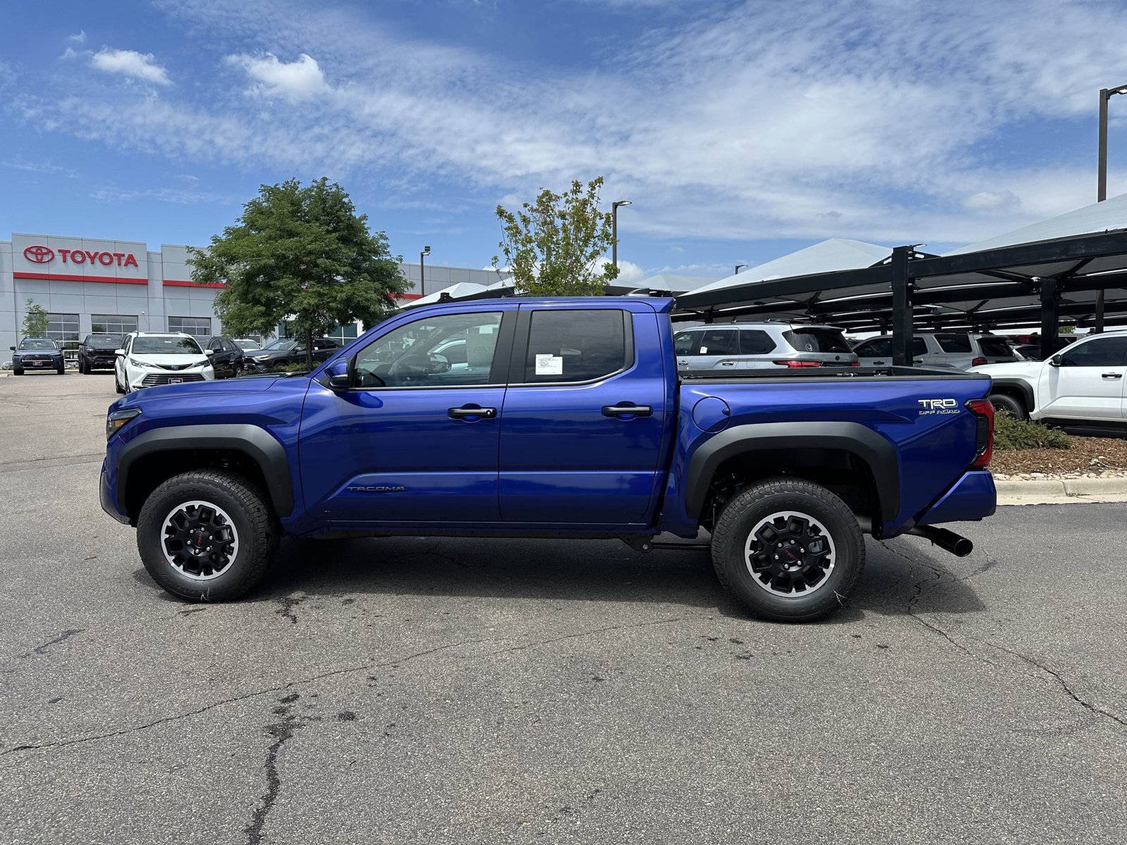 2025 Toyota Tacoma TRD photo 4