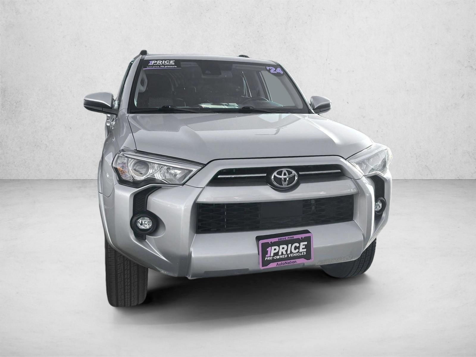 2024 Toyota 4Runner SR5 photo 3