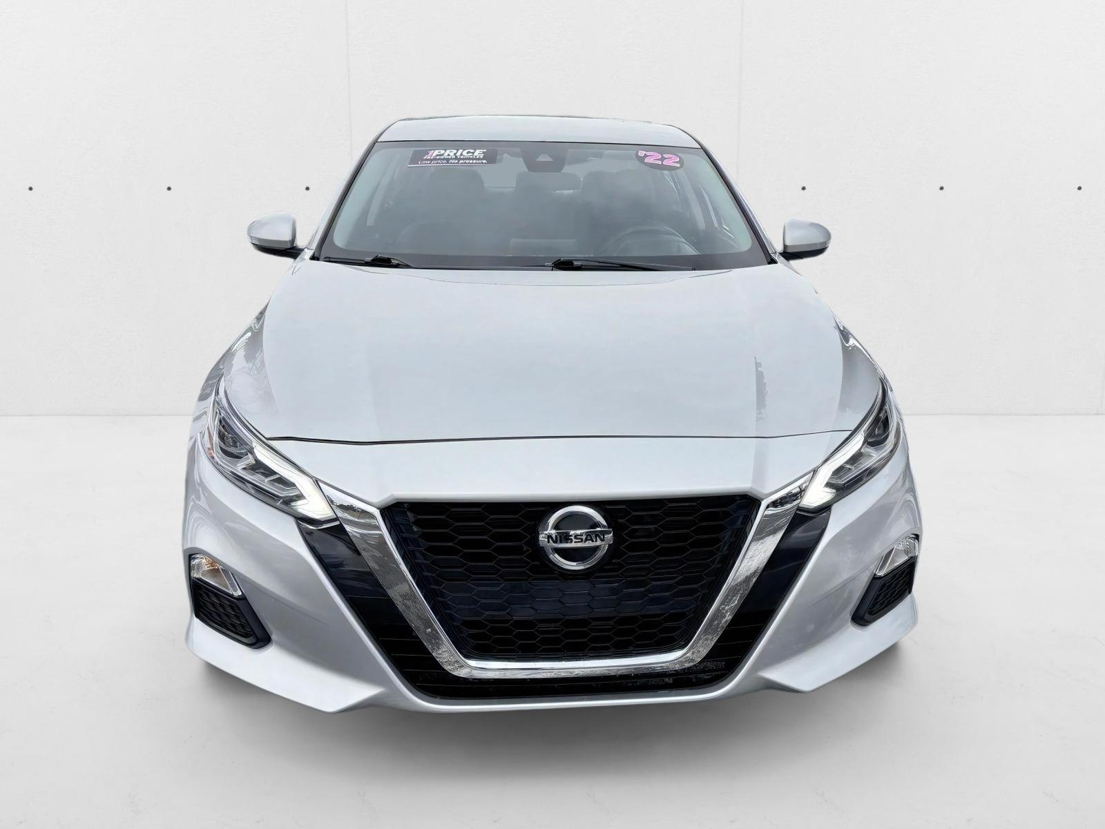 2022 Nissan Altima 2.5 SV photo 2
