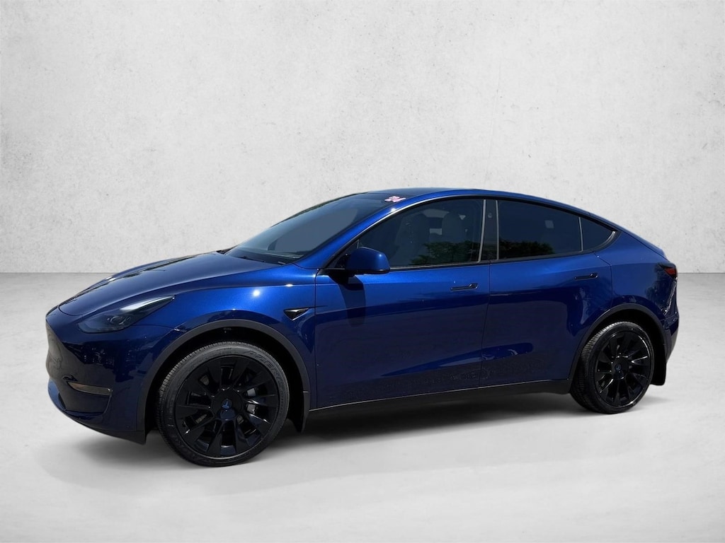 Used 2024 Tesla Model Y Long Range SUV