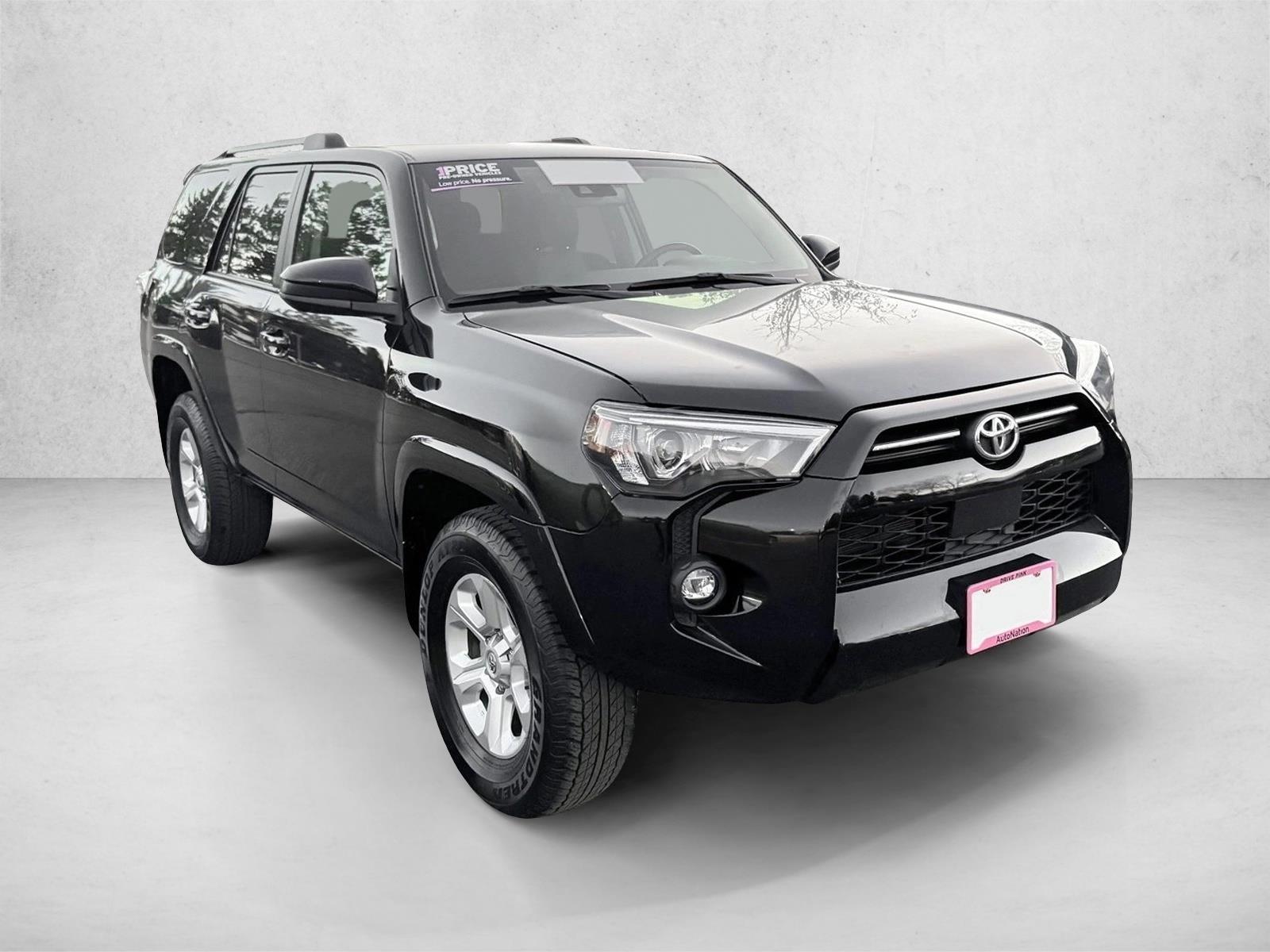 2024 Toyota 4Runner SR5 photo 3