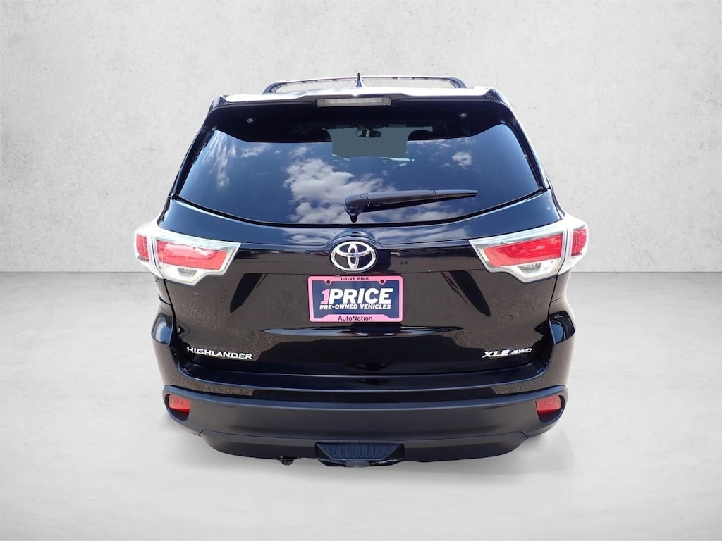Used 2015 Toyota Highlander XLE V6 SUV