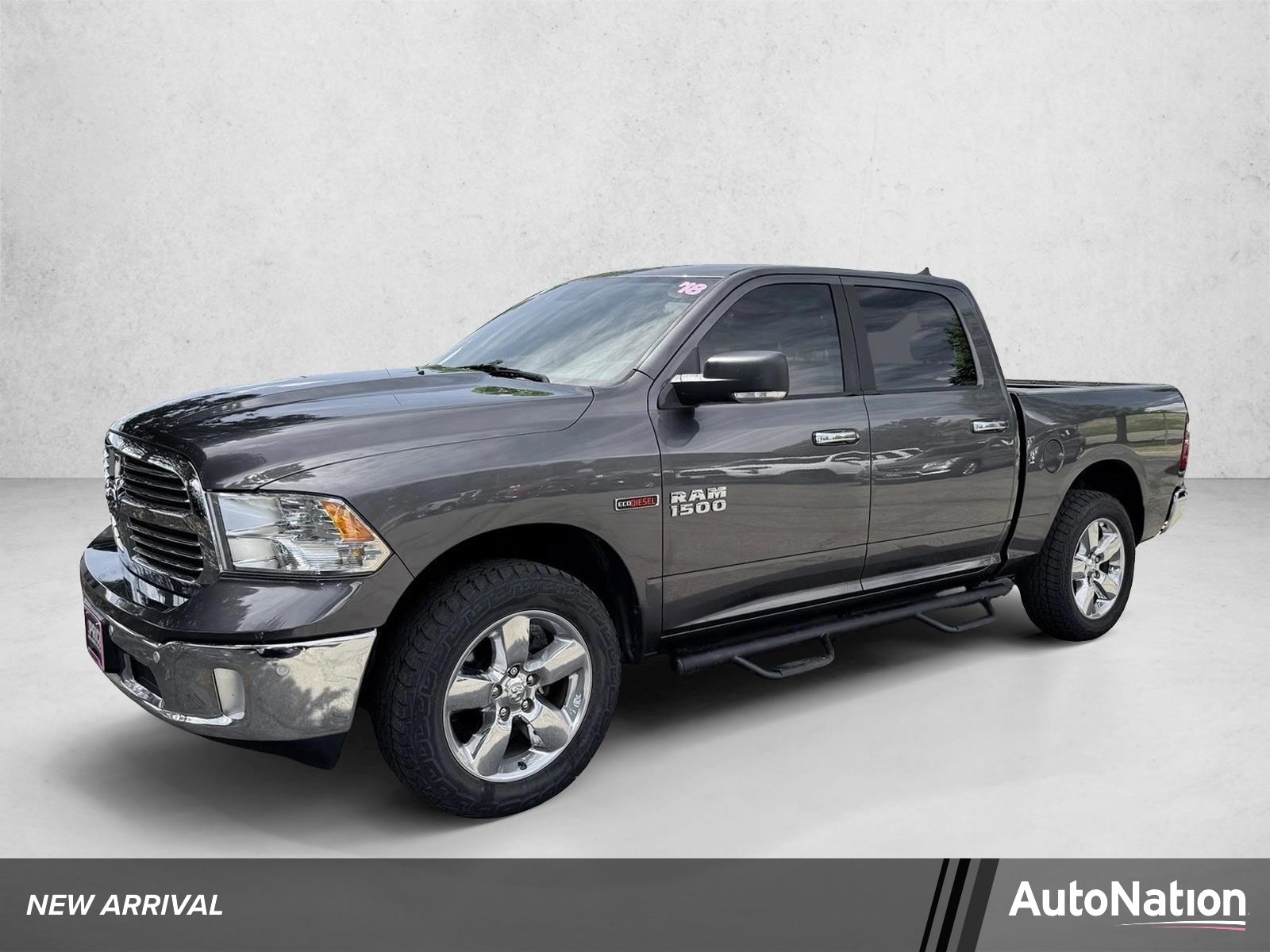 2018 RAM 1500 Big Horn 4x4 Crew Cab 5'7's photo