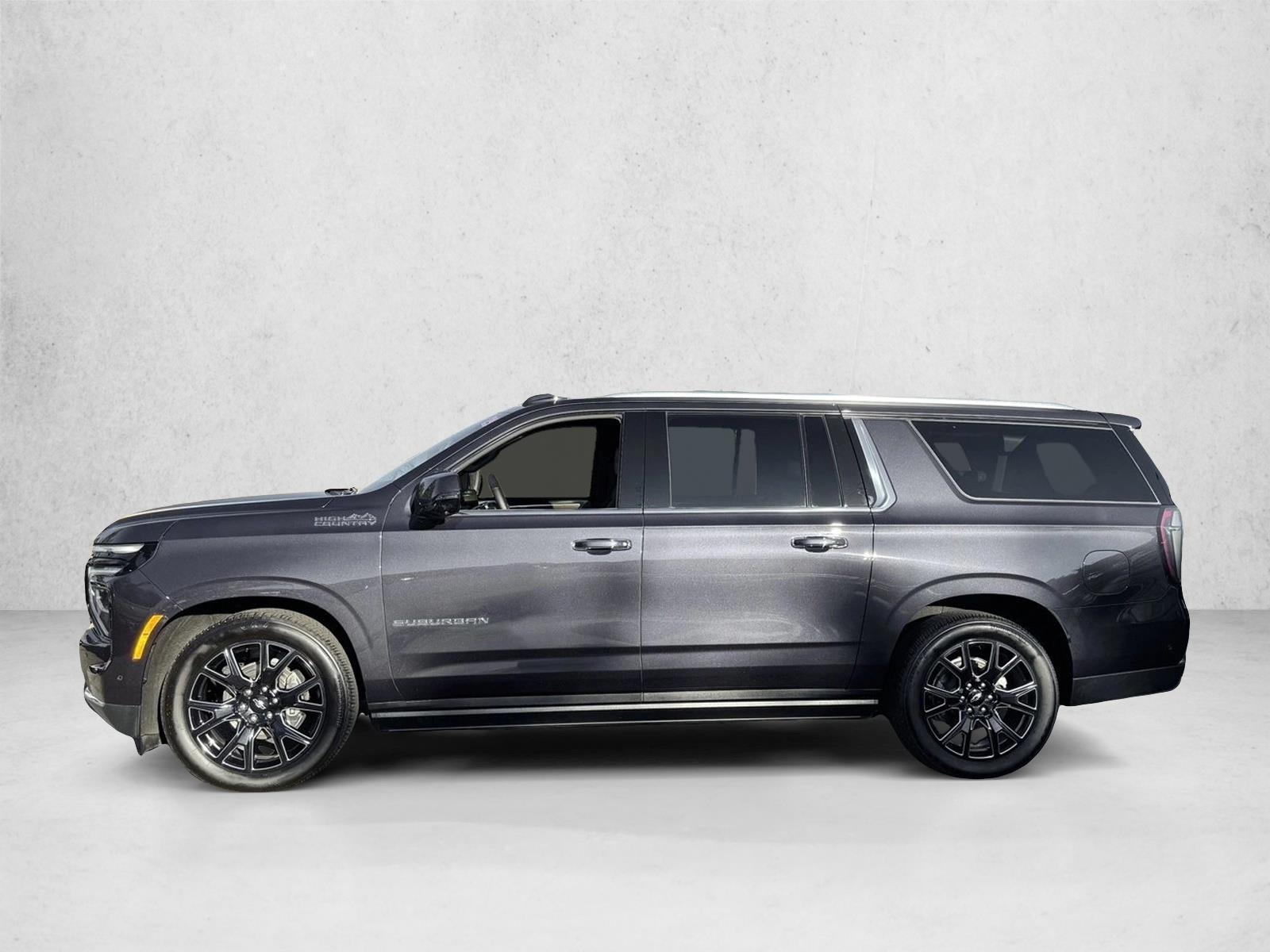 2025 Chevrolet Suburban High Country photo 4