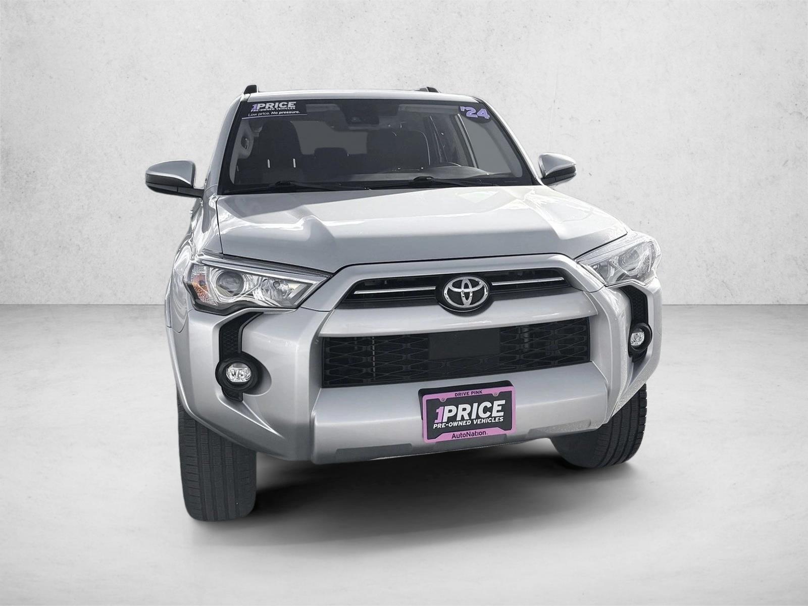 2024 Toyota 4Runner SR5 photo 3