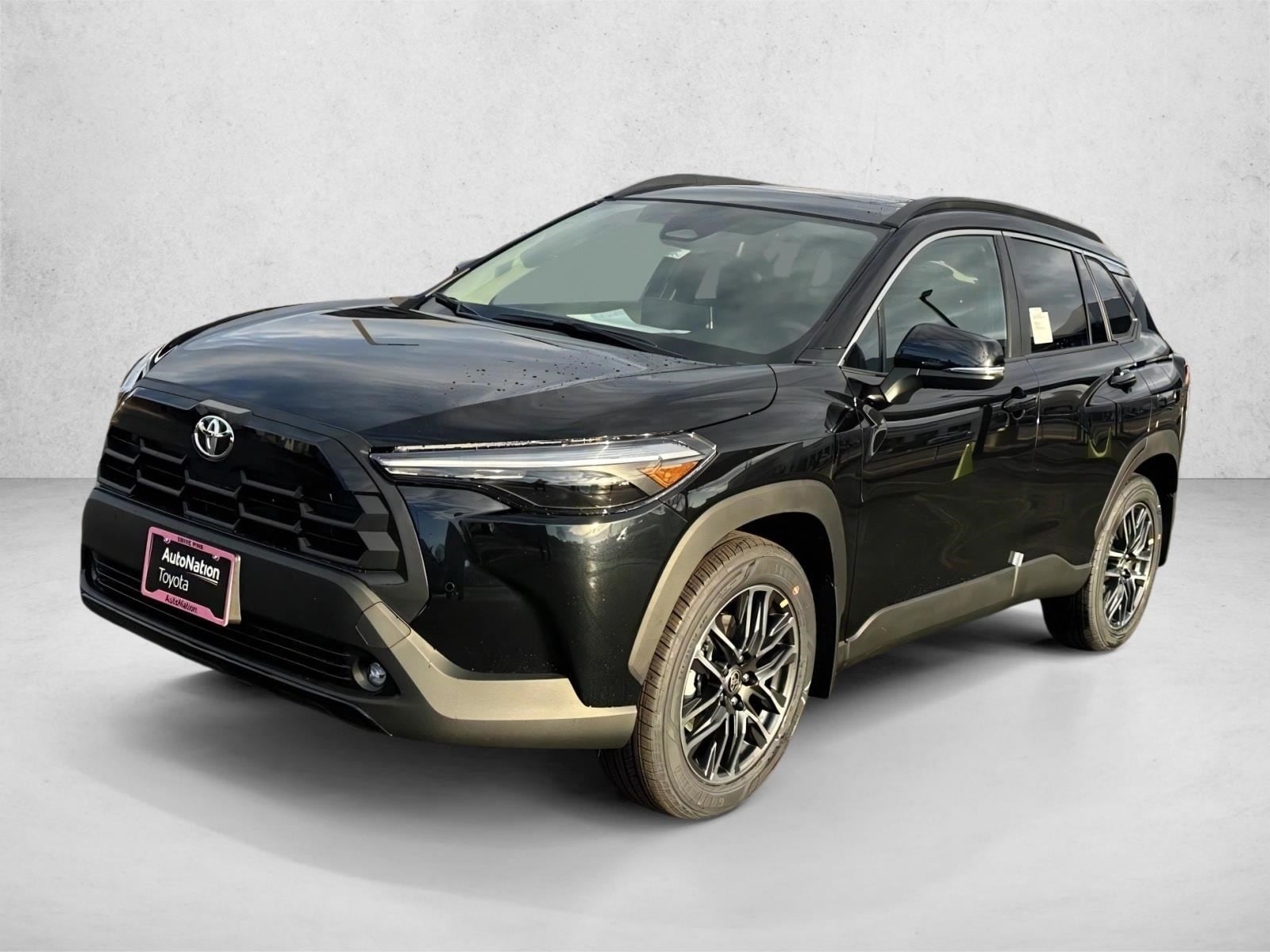 2026 Toyota Corolla Cross XLE's photo