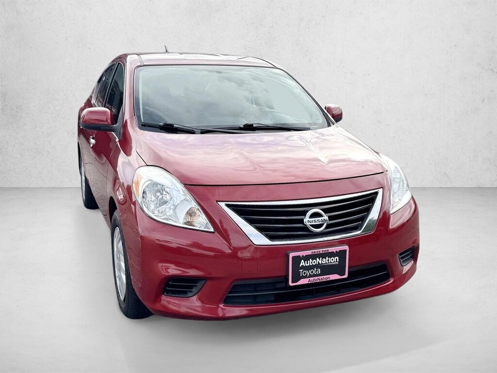 Used 2014 Nissan Versa S Sedan