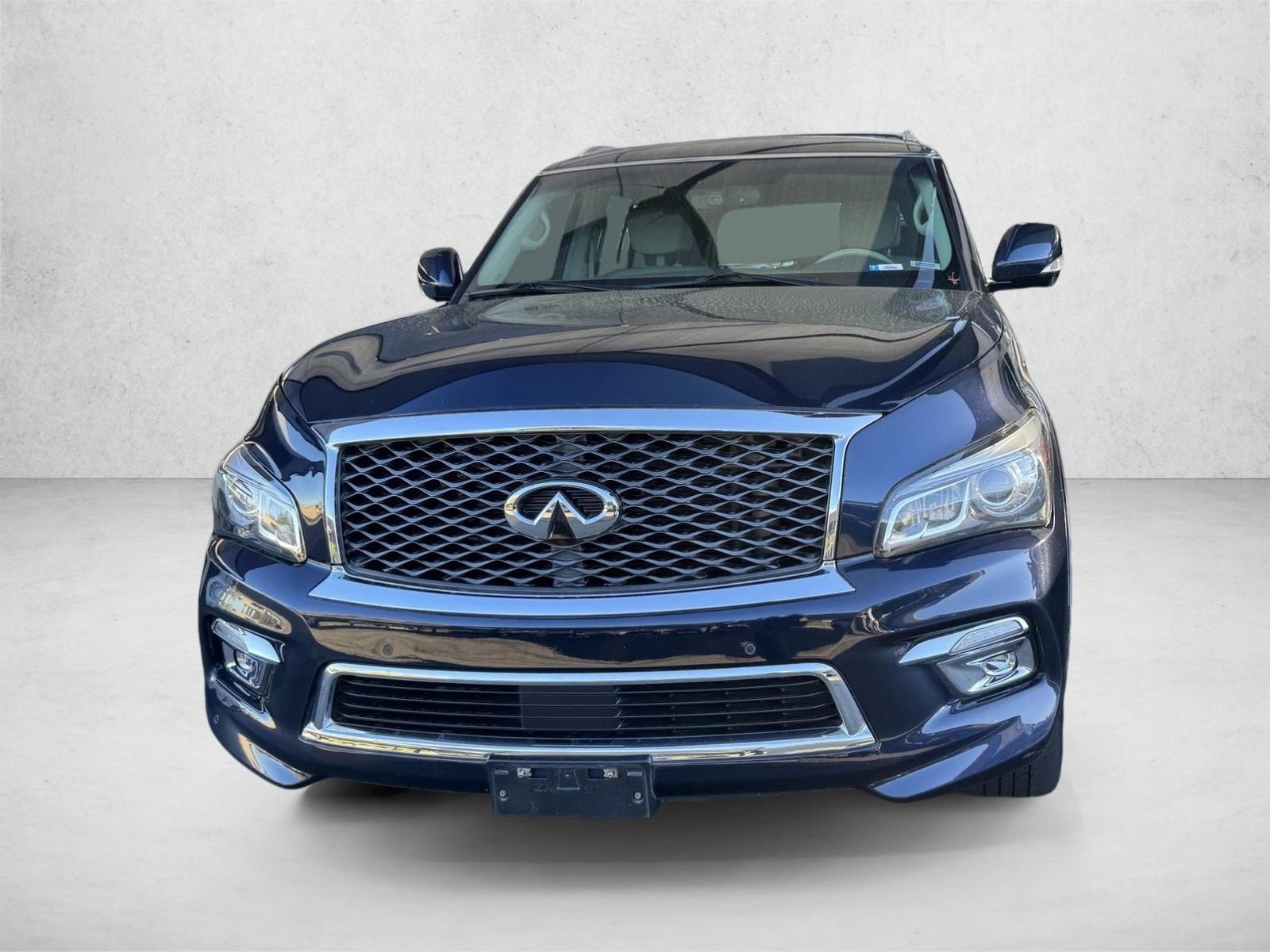 2016 Infiniti QX80 photo 2
