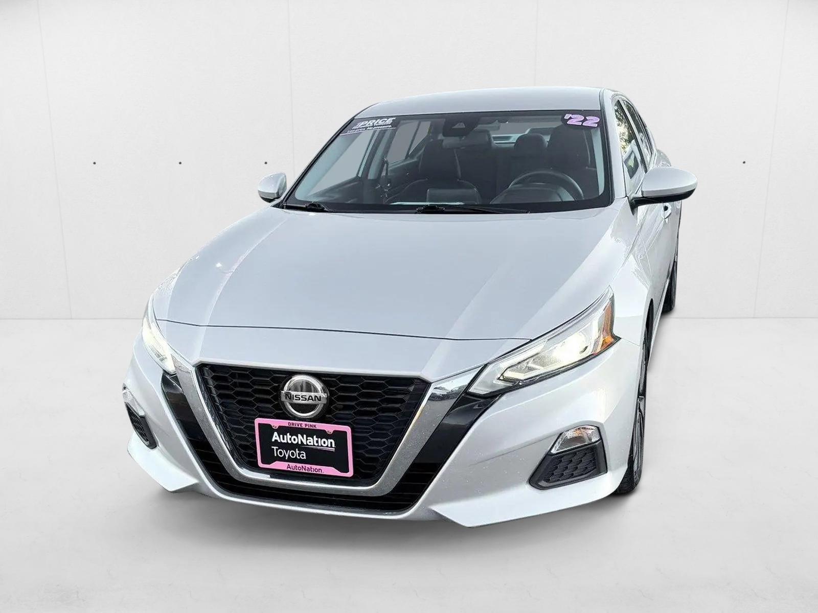 2022 Nissan Altima 2.5 SV photo 2