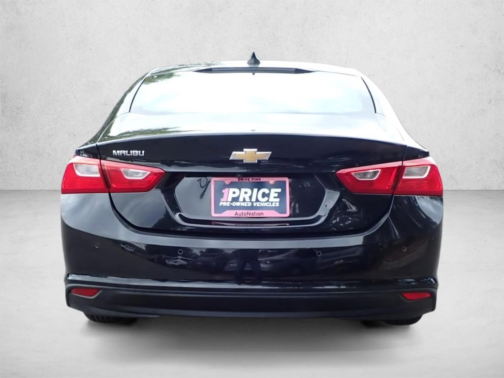 Used 2024 Chevrolet Malibu LS w/1LS Sedan