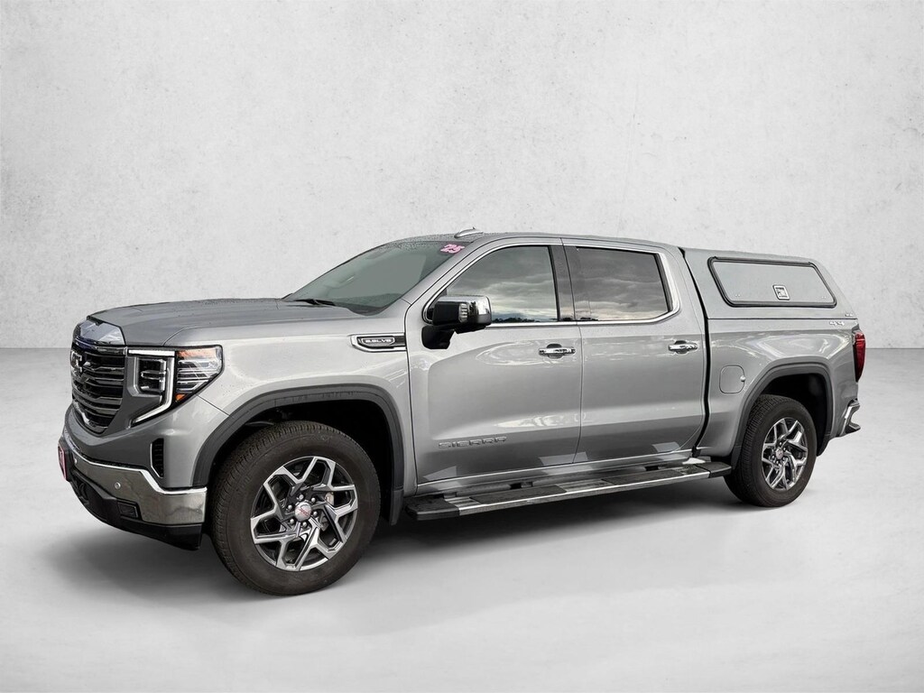 Used 2025 GMC Sierra 1500 SLT Truck Crew Cab