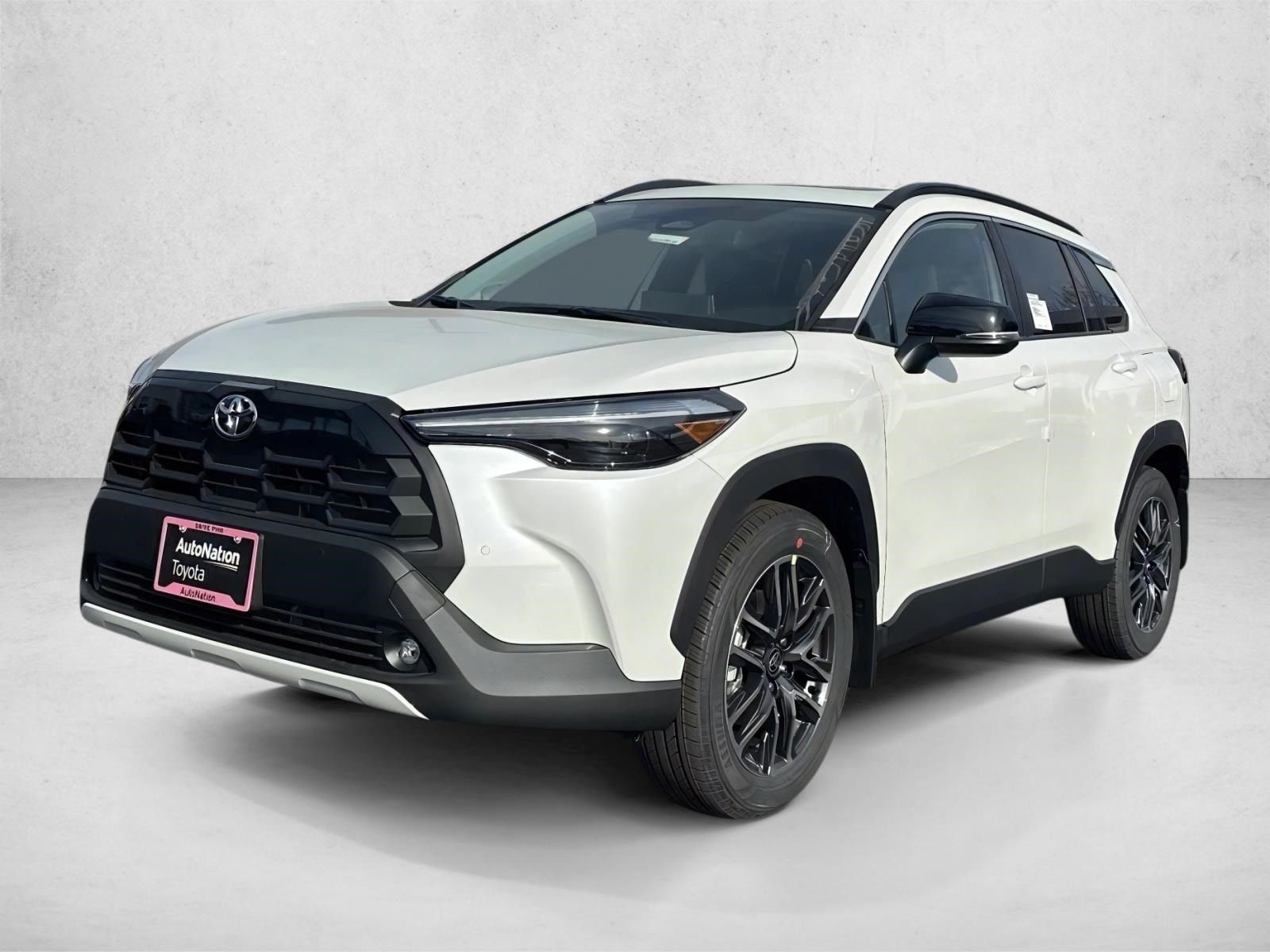 2026 Toyota Corolla Cross XLE's photo