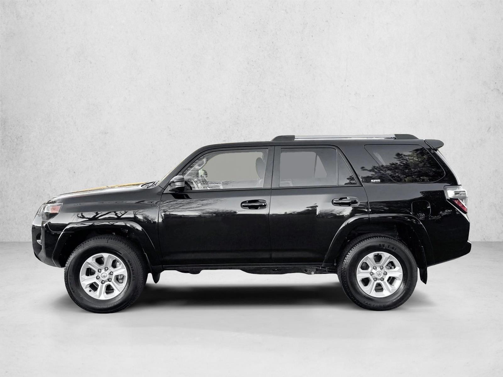 2024 Toyota 4Runner SR5 photo 3