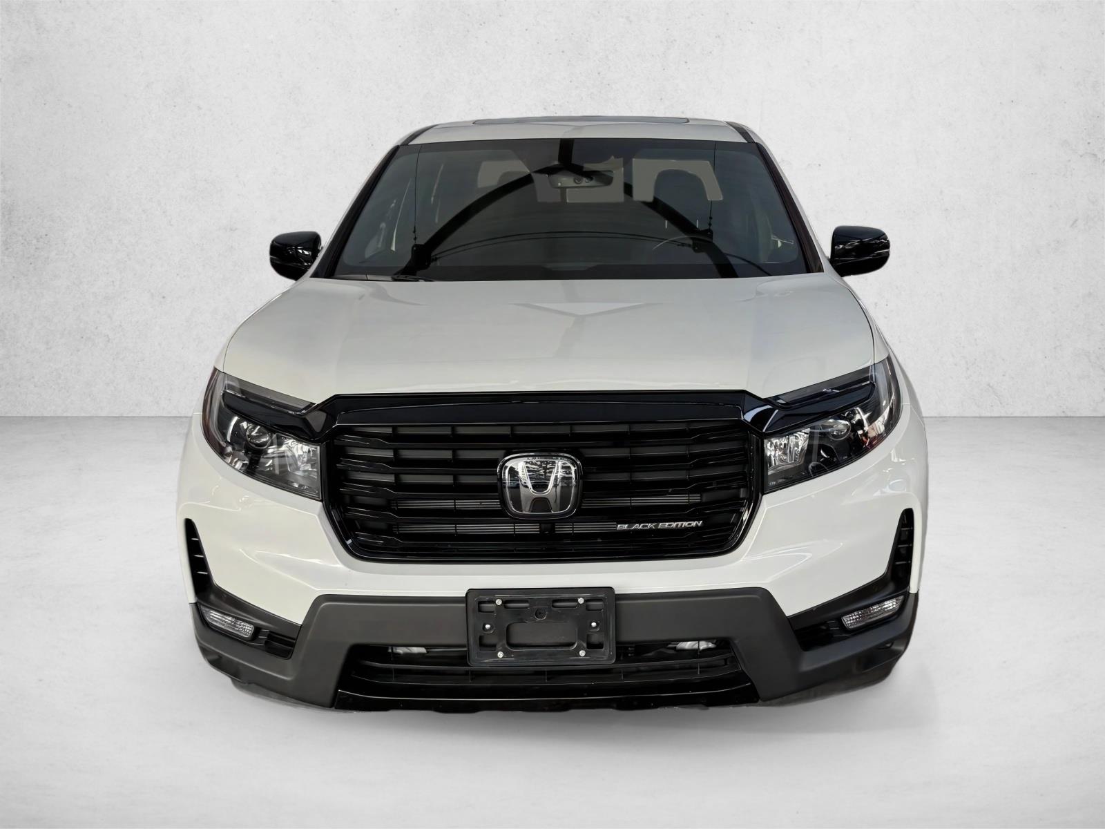 2021 Honda Ridgeline Black Edition photo 2