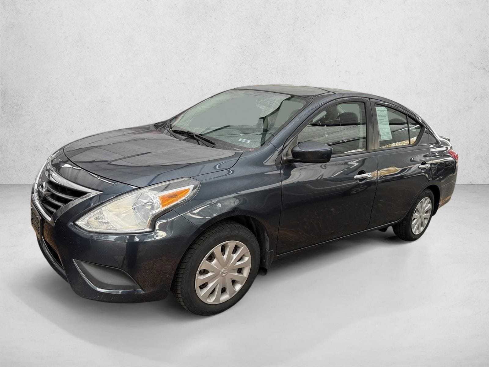 2016 Nissan Versa Sedan SV