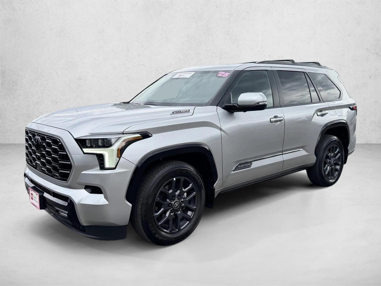 2025 Toyota Sequoia Platinum's photo