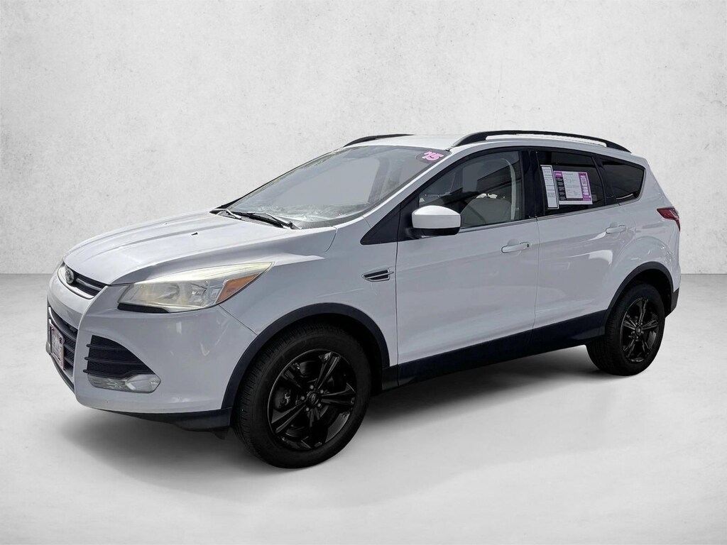 Used 2015 Ford Escape SE SUV
