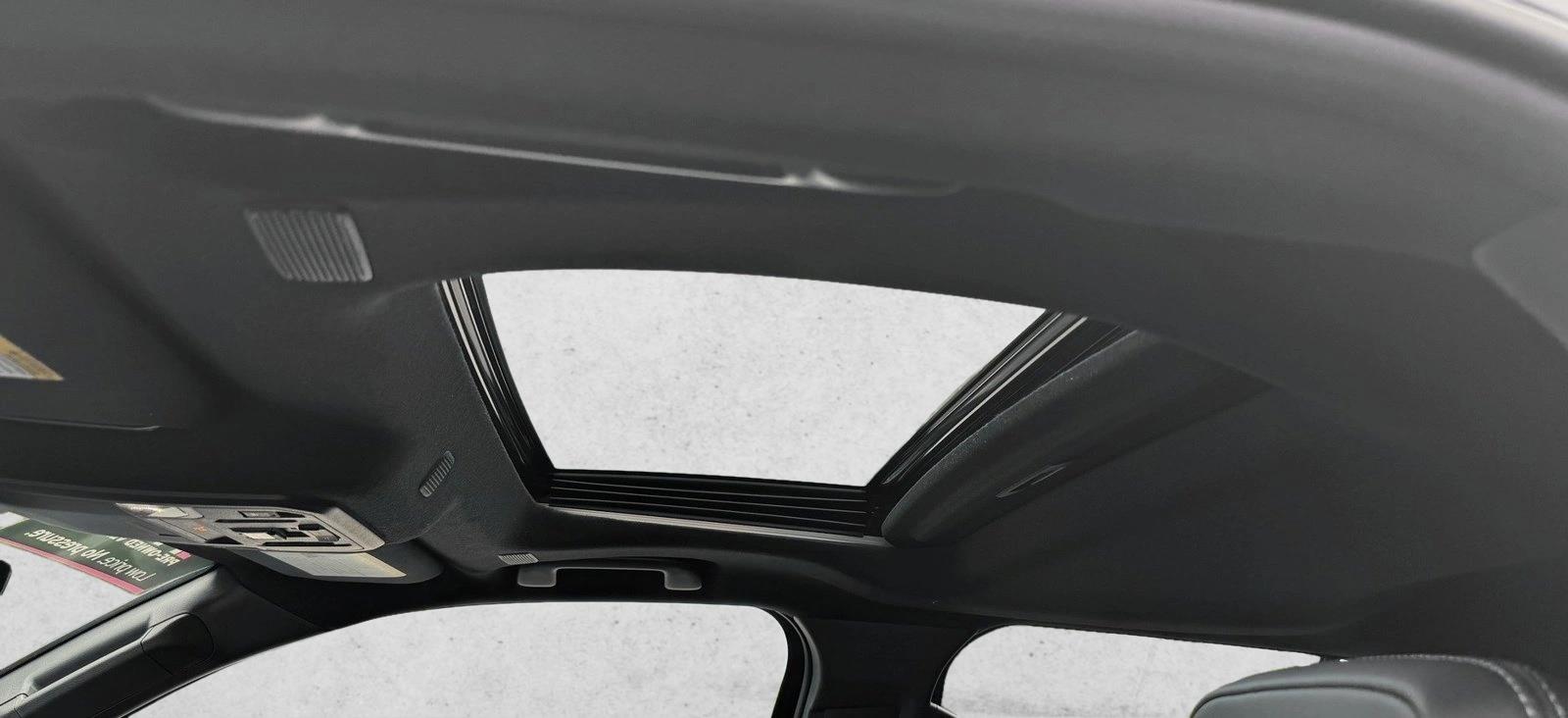 2025 Toyota 4Runner Limited - Photo 11