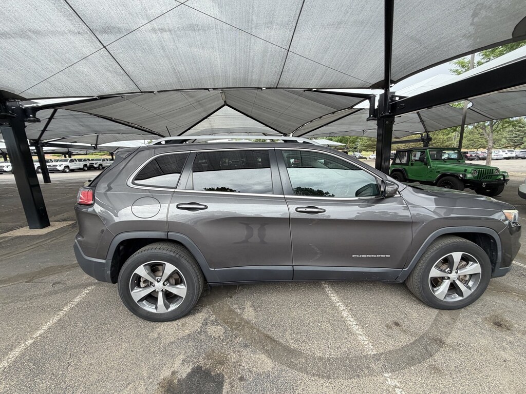 Used 2019 Jeep Cherokee Limited 4x4 SUV